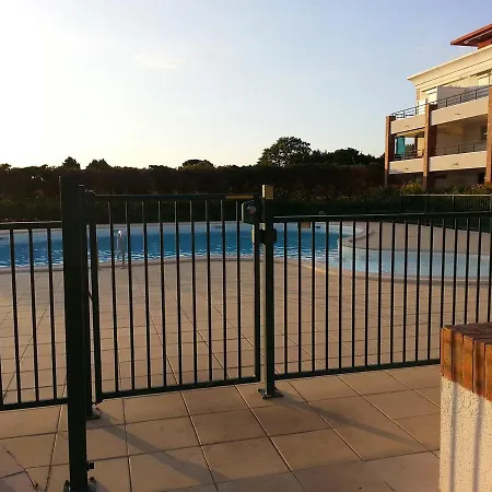 Maison Proche Golf Et Piscine A בית נופש פורניק